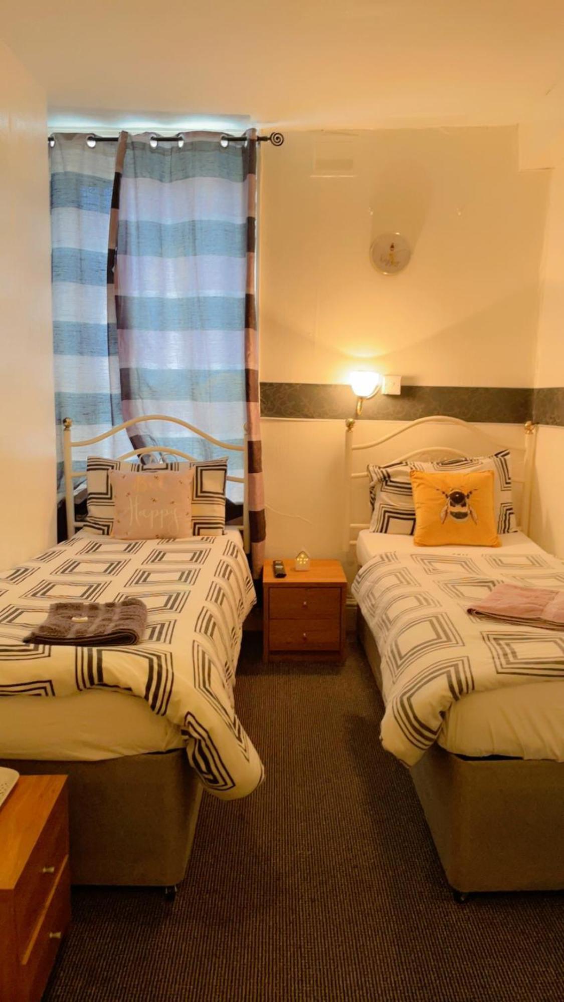 Fern Villa Hotel - Albert Road Blackpool Dış mekan fotoğraf