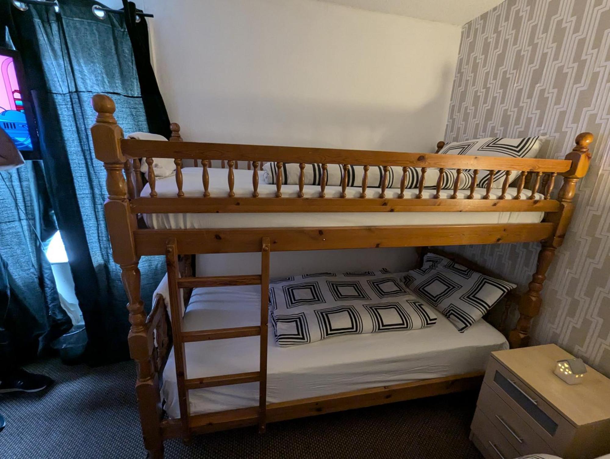 Fern Villa Hotel - Albert Road Blackpool Dış mekan fotoğraf